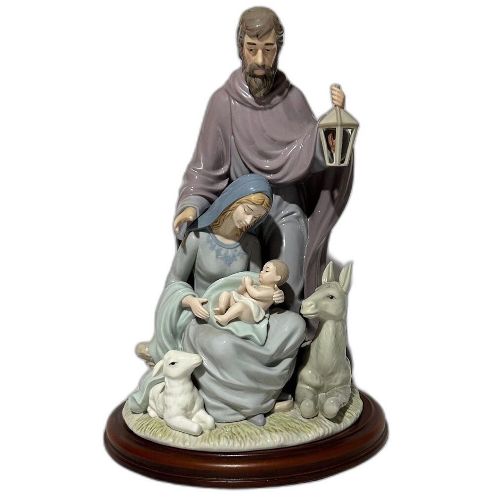 Vintage Members Mark Porcelain Holy Family Jesus Mary Joseph Figurine 16 Inches